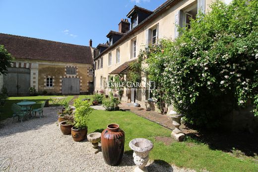 Luxury home in Toucy, Yonne