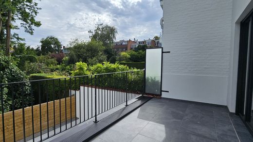 Appartement in Brussel (Elsene), Brussel
