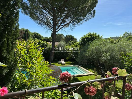 Luxury home in Uzès, Gard