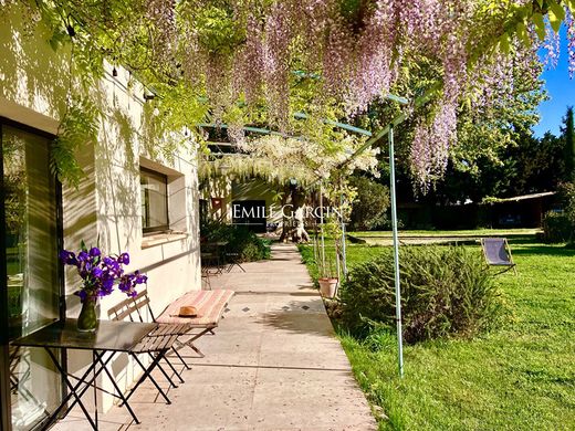 Πολυτελή κατοικία σε Châteaurenard, Bouches-du-Rhône