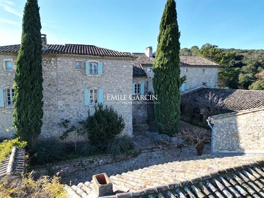 Luxe woning in Uzès, Gard