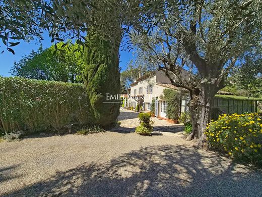 Luxury home in Mougins, Alpes-Maritimes