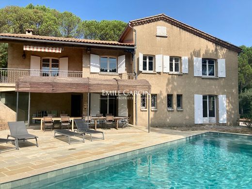 Luxus-Haus in Anduze, Gard