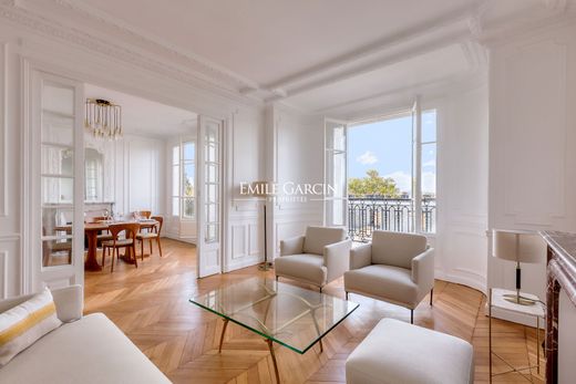 Apartament w Tour Eiffel, Invalides – Ecole Militaire, Saint-Thomas d’Aquin, Paris