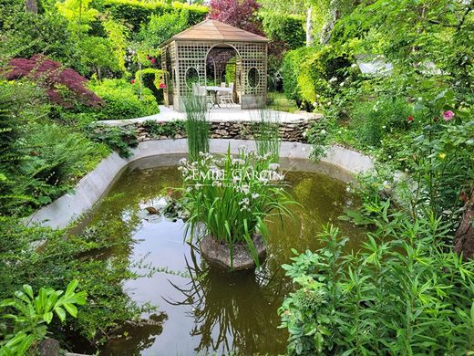 Luksusowy dom w Ville-d'Avray, Hauts-de-Seine