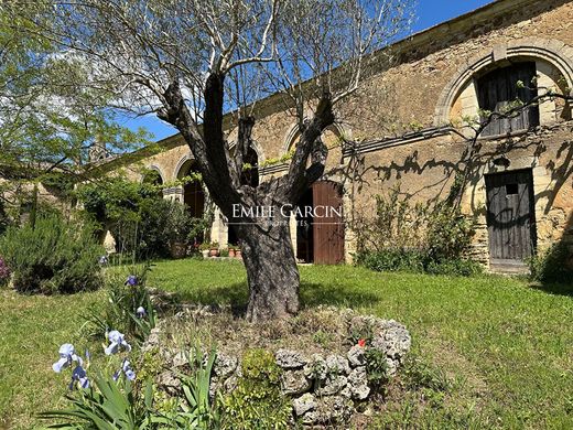 Luxe woning in Uzès, Gard