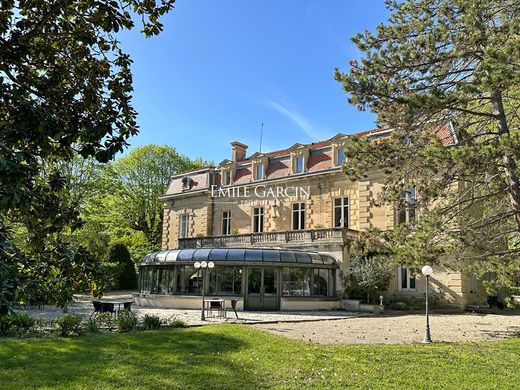 Luxury home in Grignan, Drôme