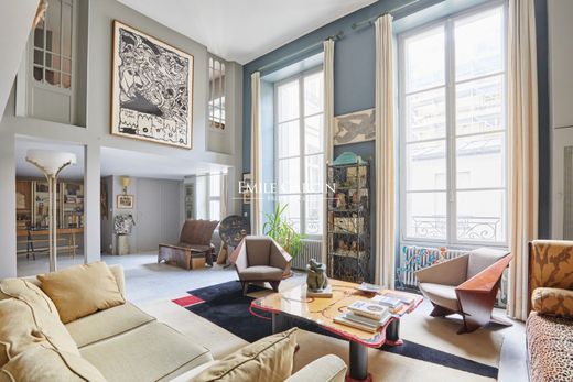Apartment / Etagenwohnung in Tour Eiffel, Invalides – Ecole Militaire, Saint-Thomas d’Aquin, Paris
