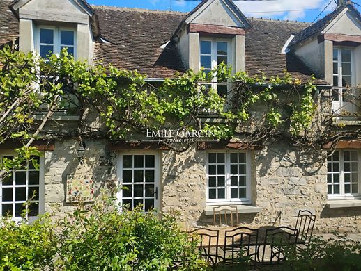 Townhouse in Fontainebleau, Seine-et-Marne