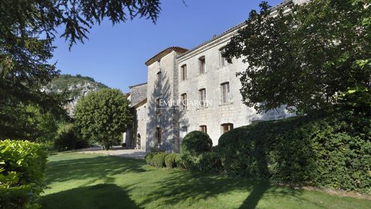 Luksusowy dom w Montbrun-les-Bains, Drôme