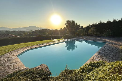 Luxury home in Souraïde, Pyrénées-Atlantiques