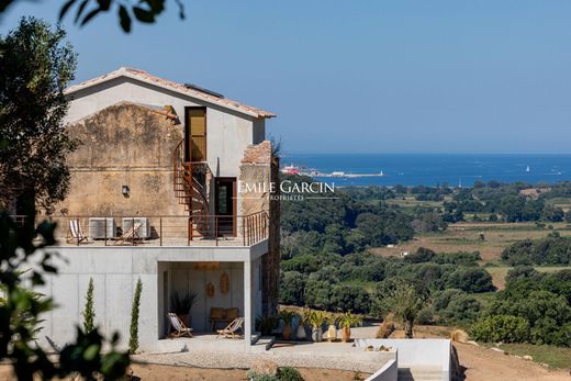 Luxury home in Propriano, South Corsica
