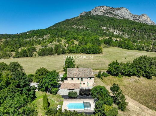 Landhuis in Entrepierres, Alpes-de-Haute-Provence