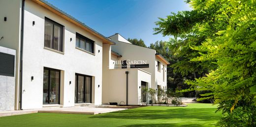 Villa in Aix-en-Provence, Bouches-du-Rhône