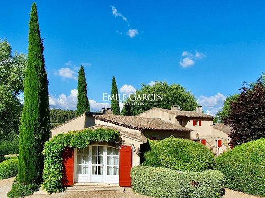 Luxury home in Ménerbes, Vaucluse