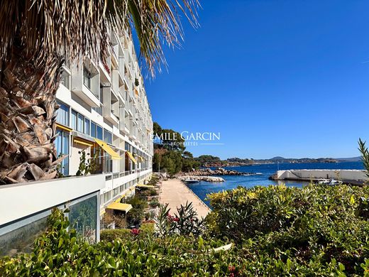 아파트 / Bandol, Var