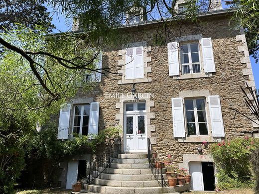 Luxury home in Saint-Briac-sur-Mer, Ille-et-Vilaine
