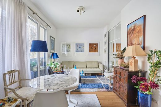 Apartment / Etagenwohnung in Neuilly-sur-Seine, Hauts-de-Seine