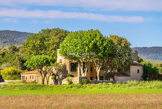 Country House in La Tour-d'Aigues, Vaucluse