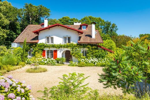 Luxe woning in Baiona, Pyrénées-Atlantiques