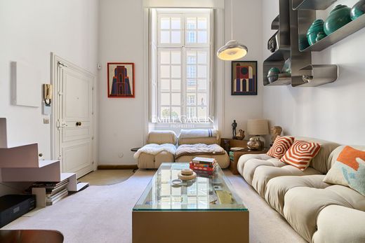 Apartment in Temple, Rambuteau – Francs Bourgeois, Réaumur, Paris