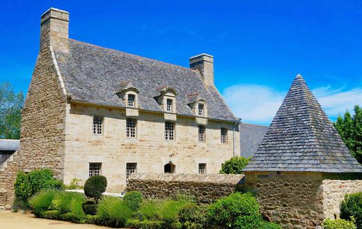 Luxe woning in Ploumilliau, Côtes-d'Armor