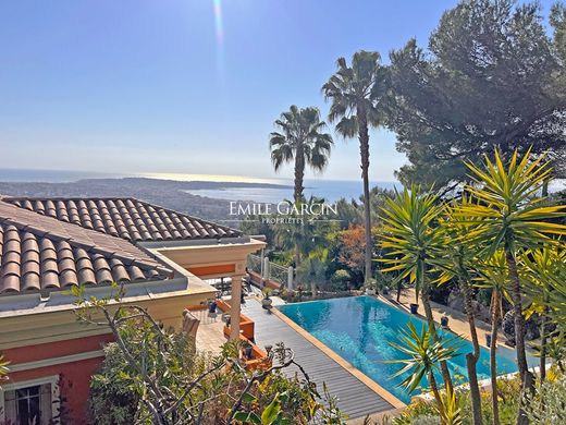 Luxury home in Golfe-Juan, Alpes-Maritimes