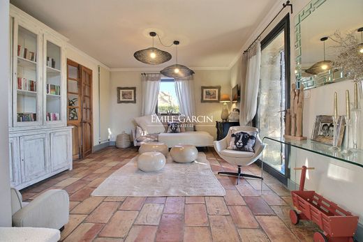 Uzès, Gardの高級住宅