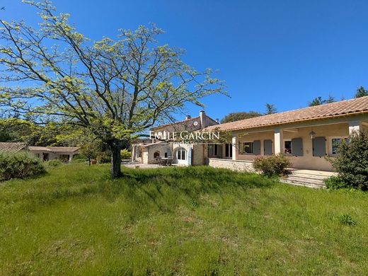 Luksusowy dom w Lussan, Gard