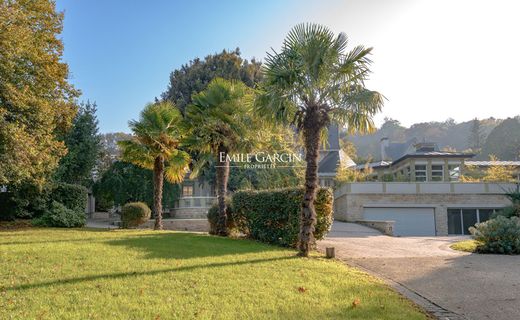 Casa di lusso a Bougival, Yvelines