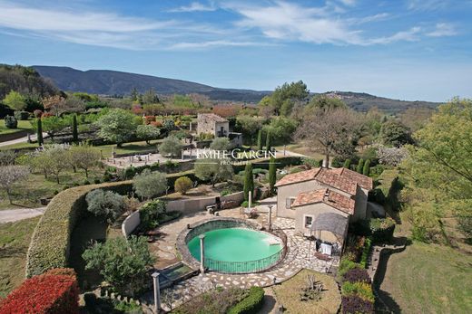 Luxury home in Bonnieux, Vaucluse