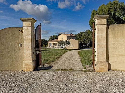 Элитный дом, Boulbon, Bouches-du-Rhône