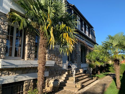 Casa de lujo en Bagnoles-de-l'Orne, Orne