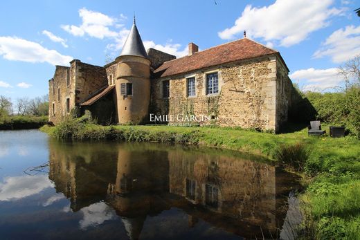 Casa di lusso a Saint-Sauveur-en-Puisaye, Yonne