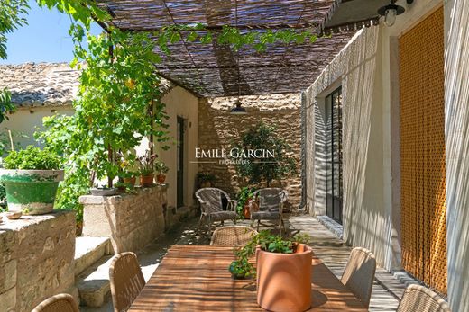 Элитный дом, Saint-Rémy-de-Provence, Bouches-du-Rhône