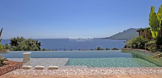 Luxury home in Théoule-sur-Mer, Alpes-Maritimes