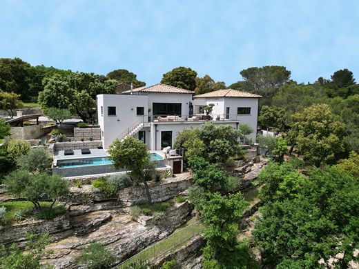 Luxus-Haus in Uzès, Gard