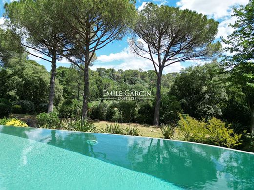 Luxury home in Nîmes, Gard