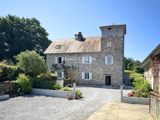 Элитный дом, Sauveterre-de-Béarn, Pyrénées-Atlantiques