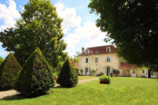 Maison de luxe à Auxerre, Yonne