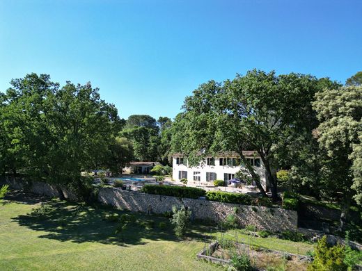 Luxury home in Uzès, Gard