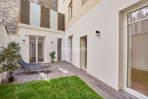 Apartament w Neuilly-sur-Seine, Hauts-de-Seine