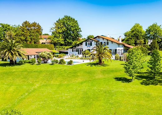 Luxe woning in Arbonne, Pyrénées-Atlantiques