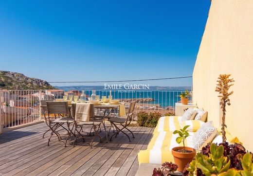 Luxury home in Marseille, Bouches-du-Rhône