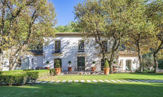Villa in Mallemort, Bouches-du-Rhône
