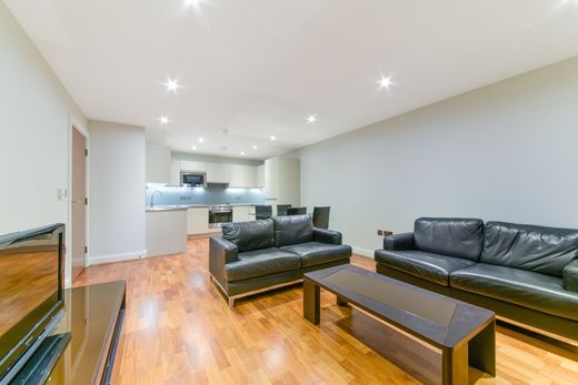 Apartment in Battersea, Greater London