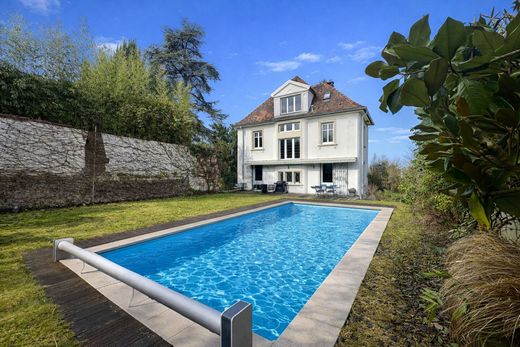 Villa in Mulhouse, Haut-Rhin