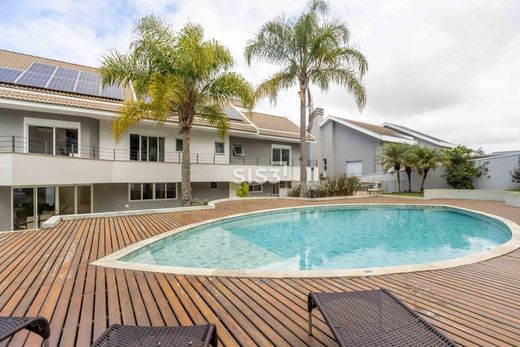 Βίλα σε Pinhais, Paraná