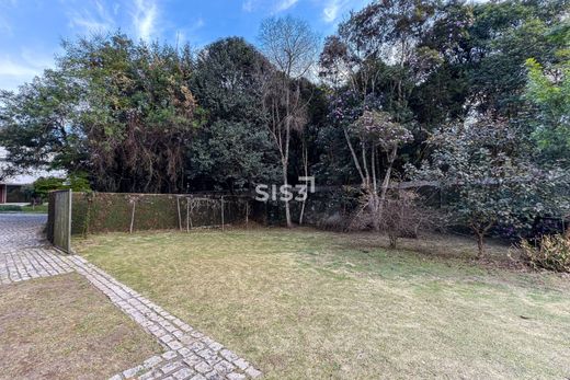 أرض ﻓﻲ Curitiba, Paraná