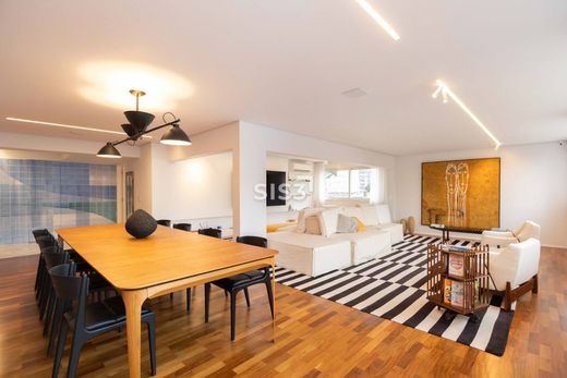 아파트 / 쿠리치바, Curitiba